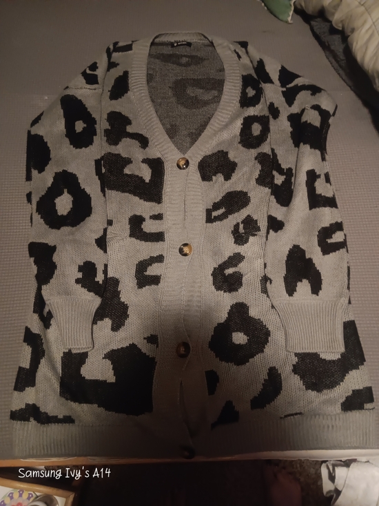BTFBM Sweaters - Leopard-Print V-Neck Button Cardigan - Gray/Black